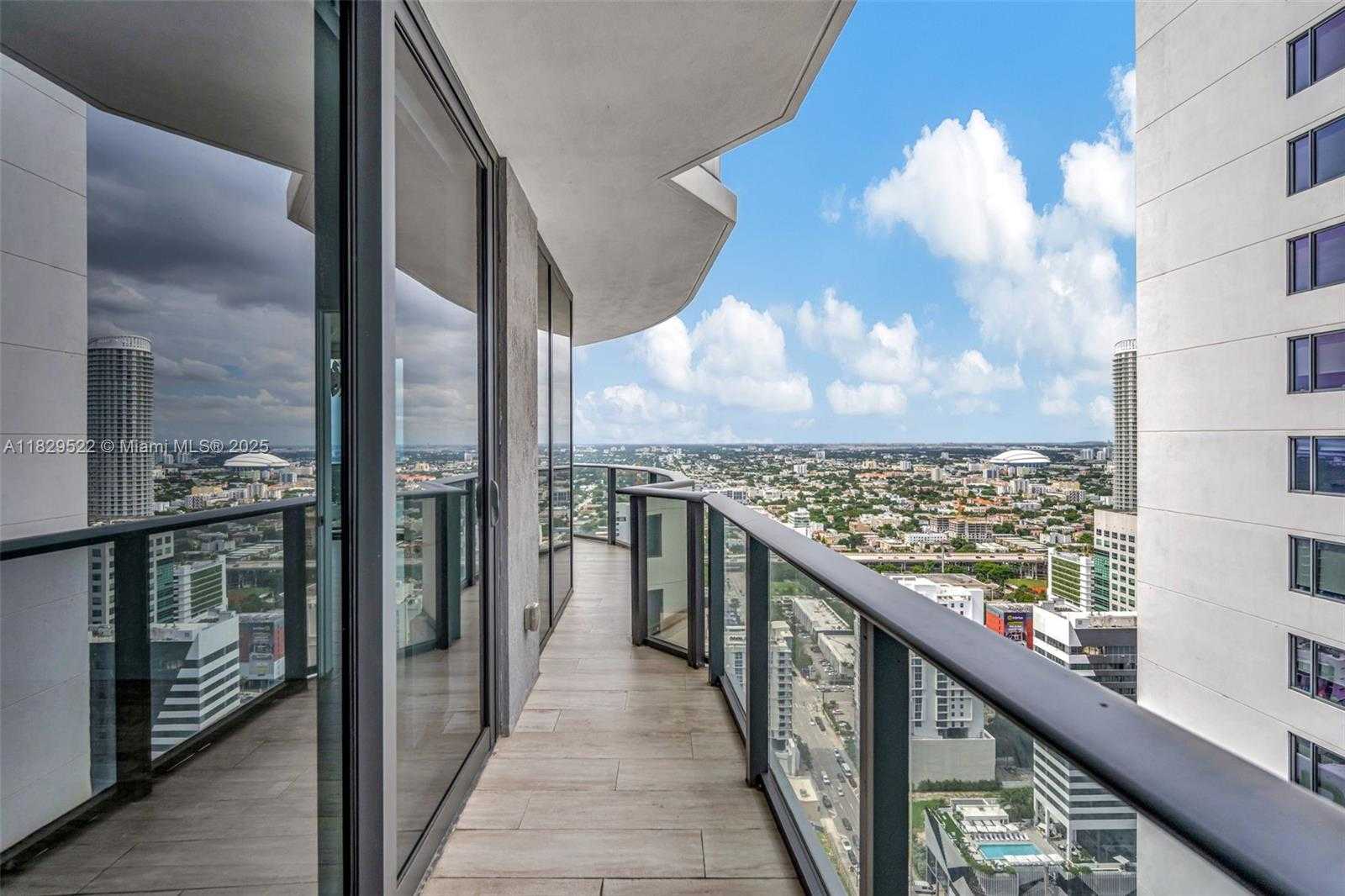 Small Image of 55 SOUTH WEST 9TH ST #3908, Miami Number 33