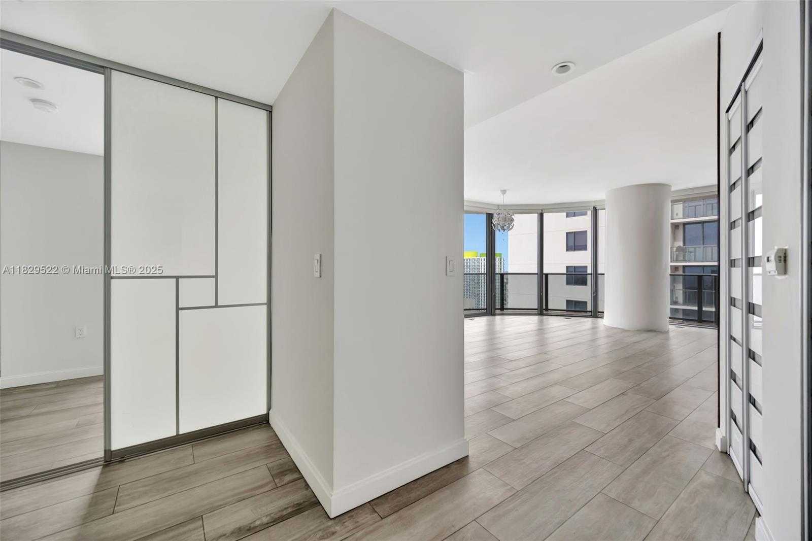 Small Image of 55 SOUTH WEST 9TH ST #3908, Miami Number 34