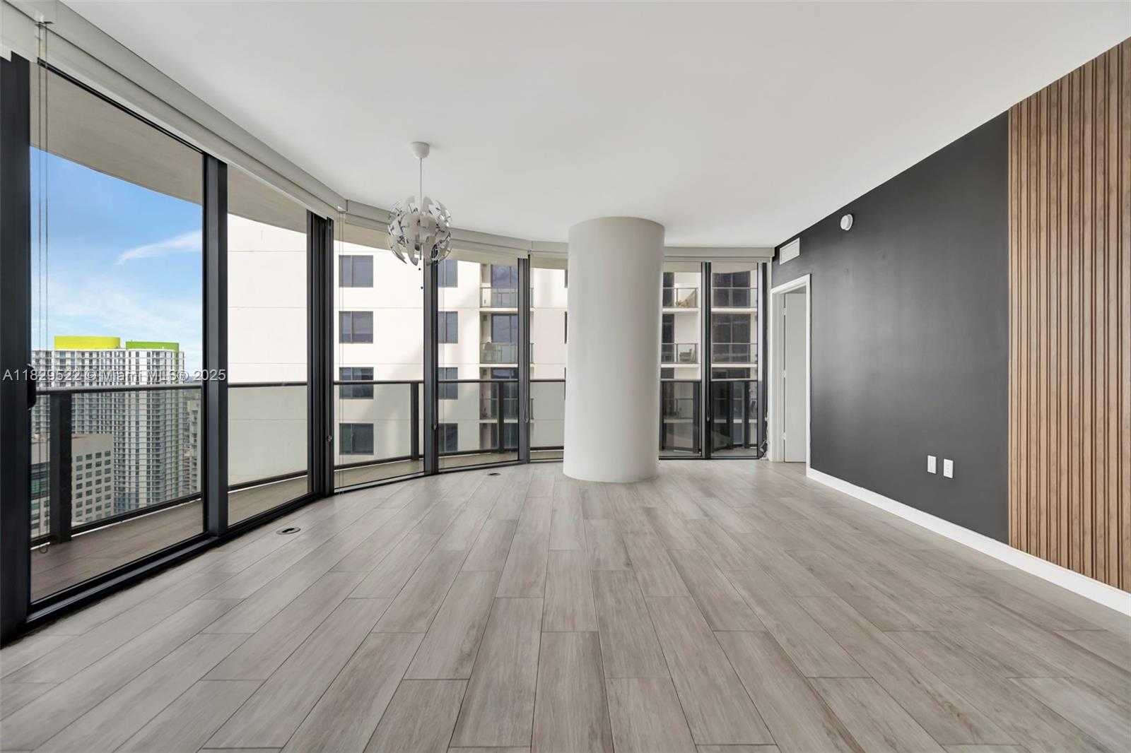 Small Image of 55 SOUTH WEST 9TH ST #3908, Miami Number 5