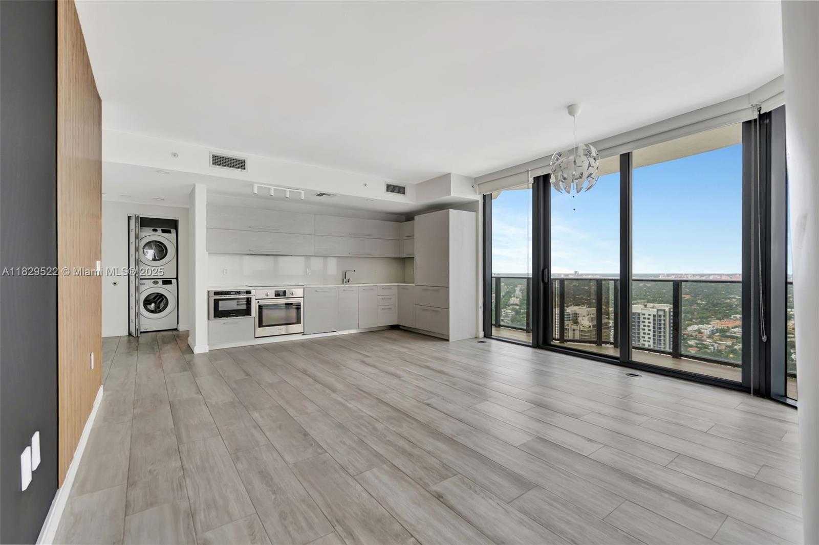 Small Image of 55 SOUTH WEST 9TH ST #3908, Miami Number 6