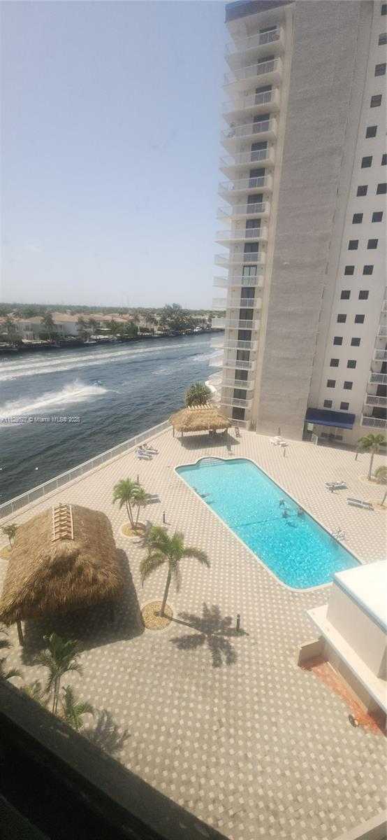Small Image of 1600 SOUTH OCEAN DR #12F, Hollywood Number 7