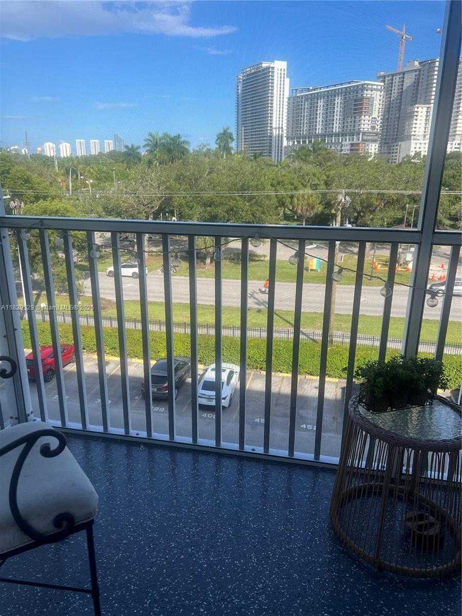Small Image of 16851 NORTH EAST 23RD AVE #A512, North Miami Beach Number 5