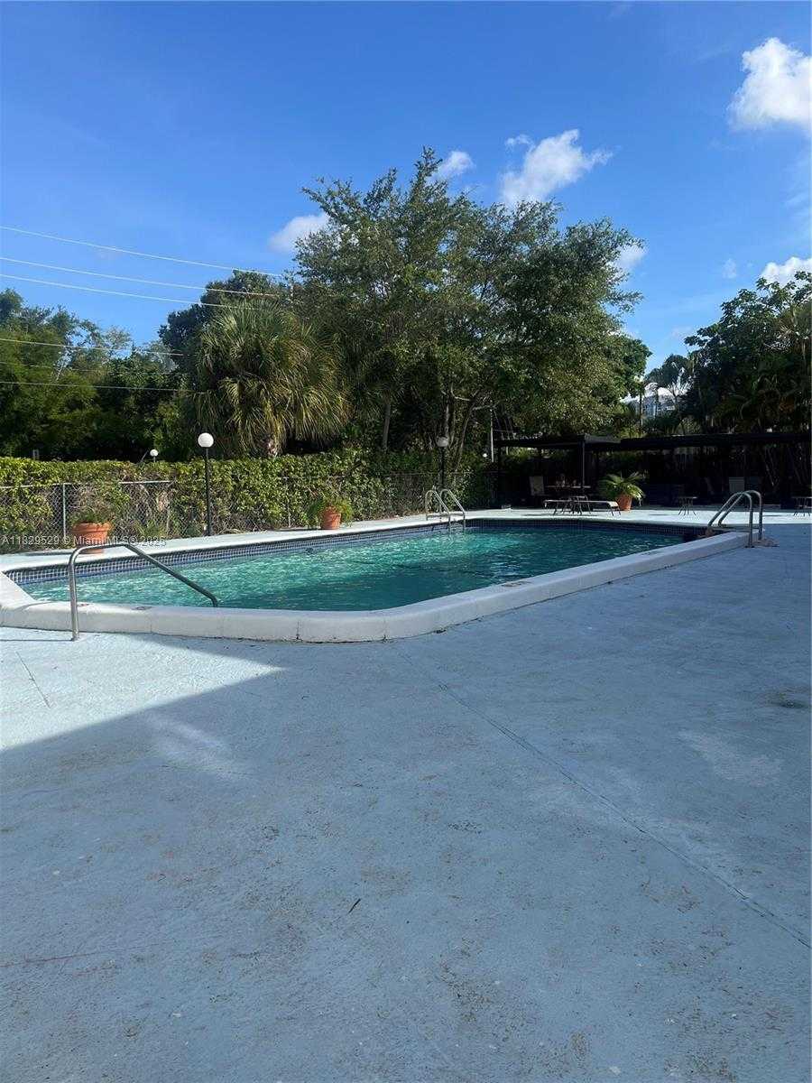 Small Image of 16851 NORTH EAST 23RD AVE #A512, North Miami Beach Number 7