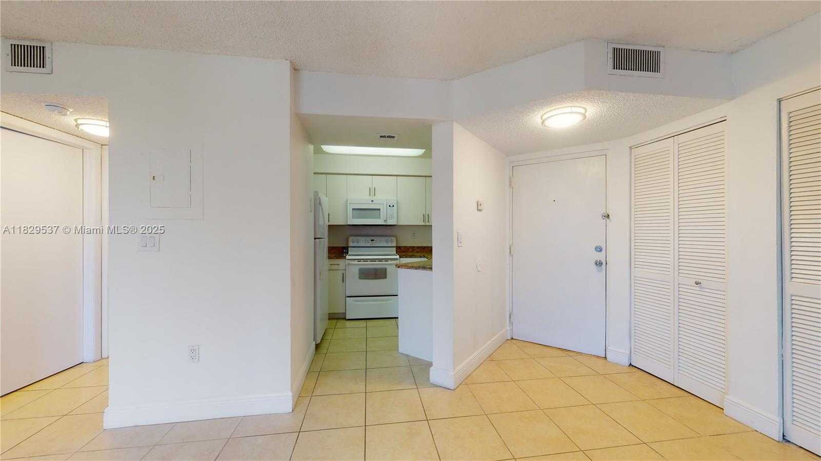 Small Image of 8215 SOUTH WEST 152ND AVE #G-205, Miami Number 4