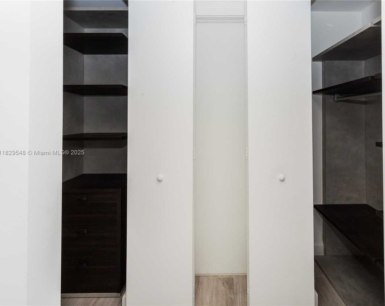 Small Image of 45 SOUTH WEST 9TH ST #3204, Miami Number 11