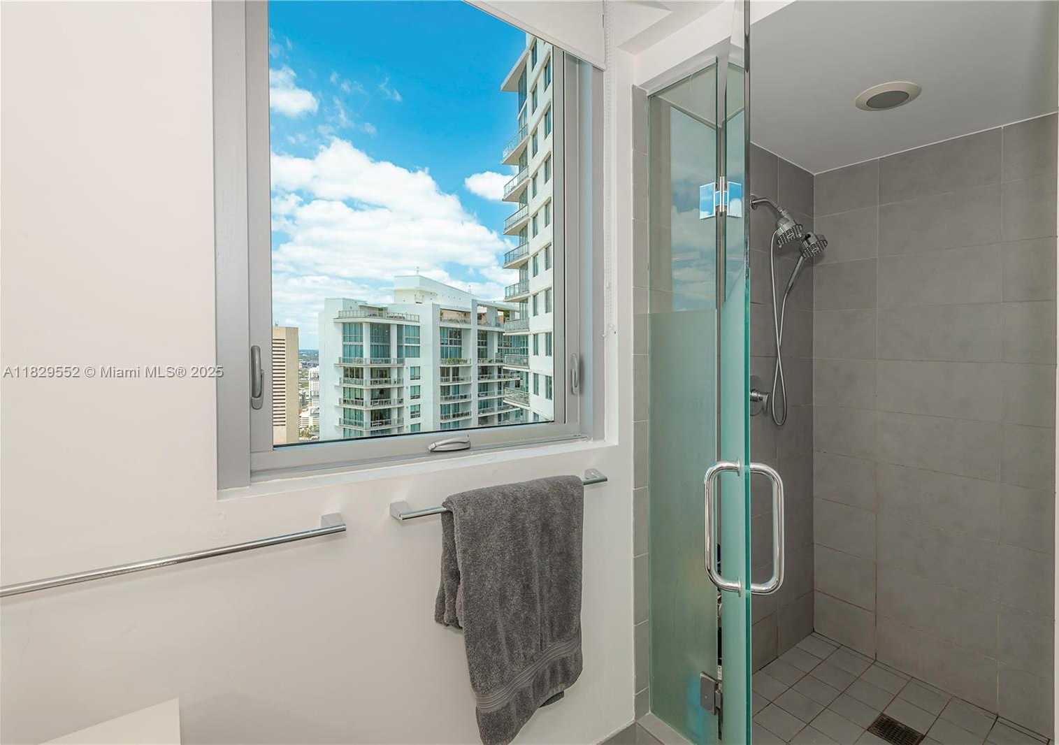 Small Image of 92 SOUTH WEST 3RD ST #4605, Miami Number 7