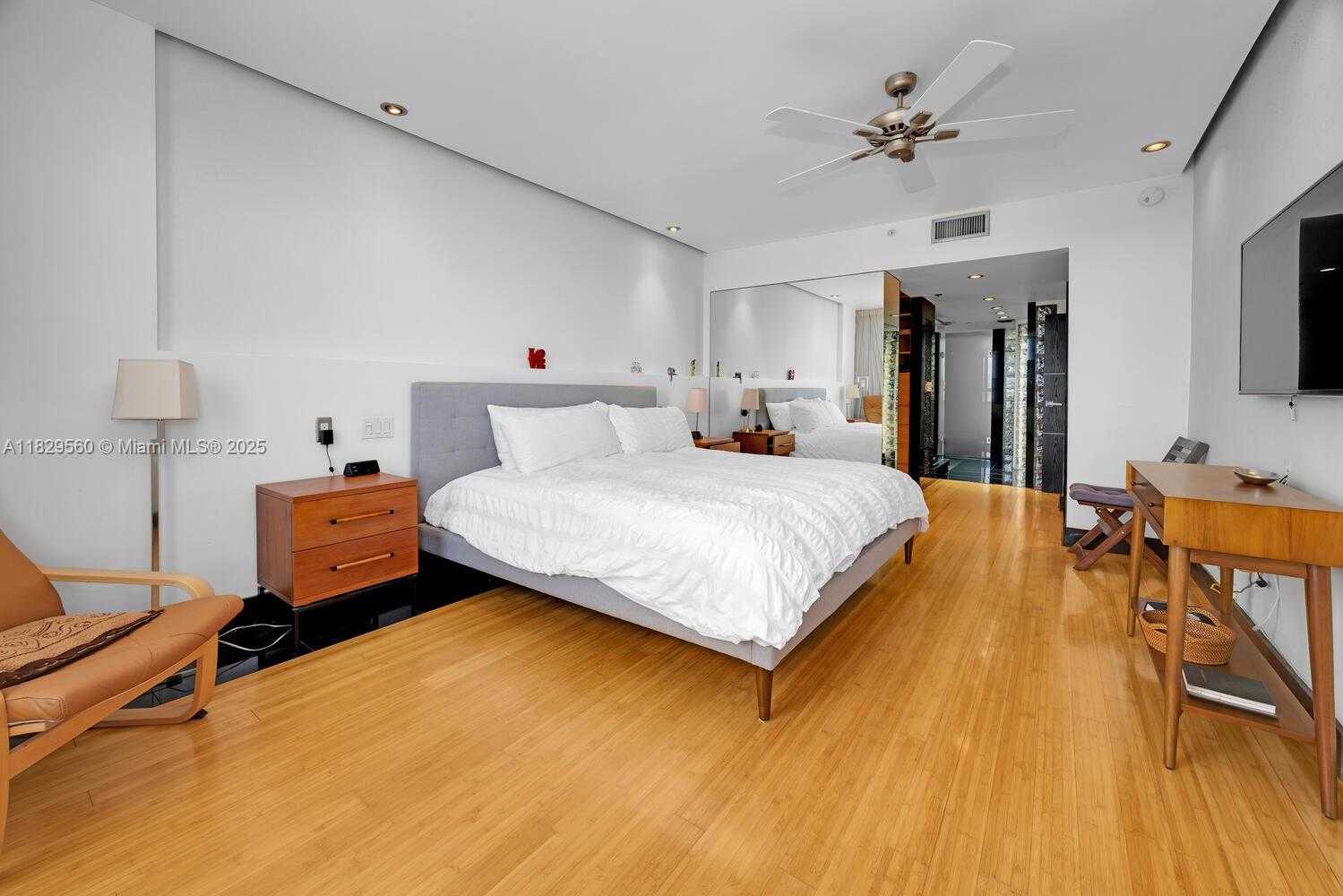 Small Image of 251 CRANDON BLVD #1222, Key Biscayne Number 12
