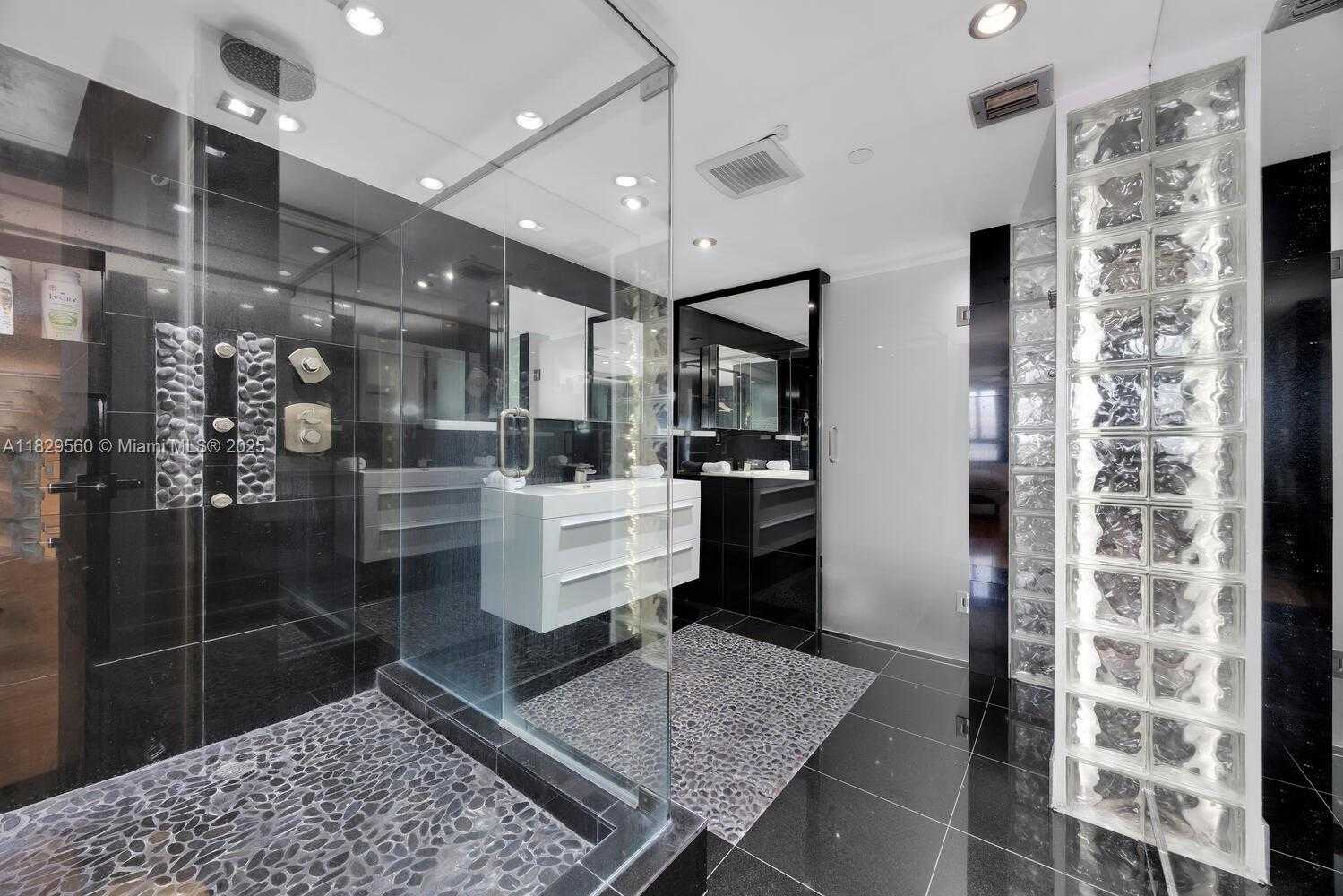 Small Image of 251 CRANDON BLVD #1222, Key Biscayne Number 14