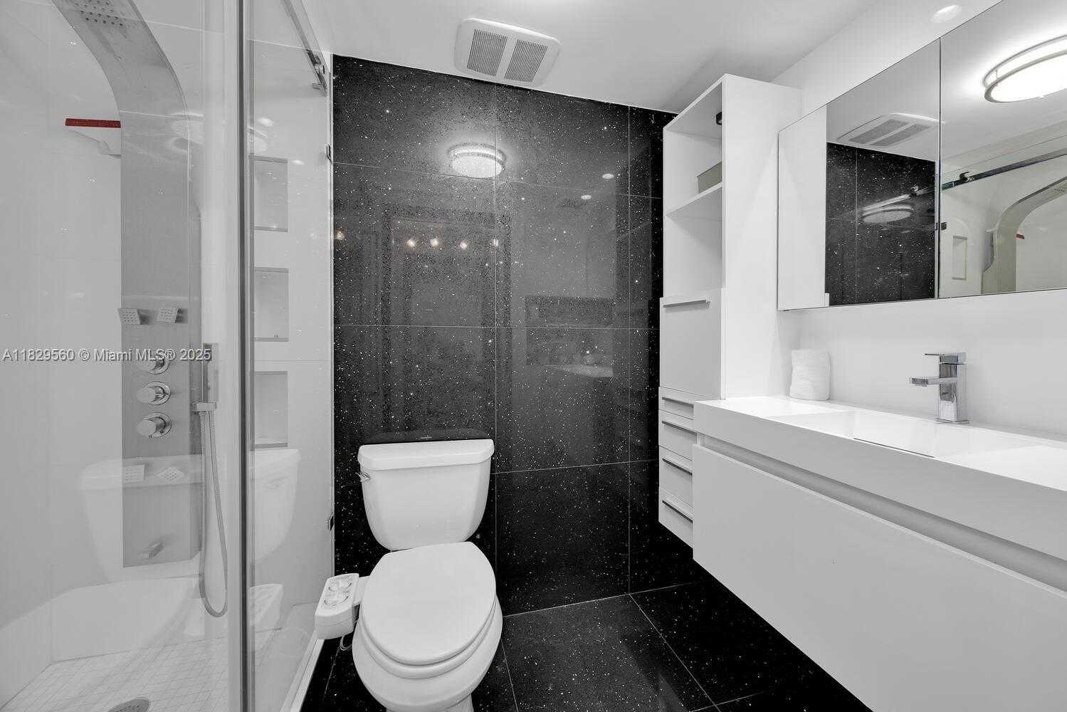 Small Image of 251 CRANDON BLVD #1222, Key Biscayne Number 17