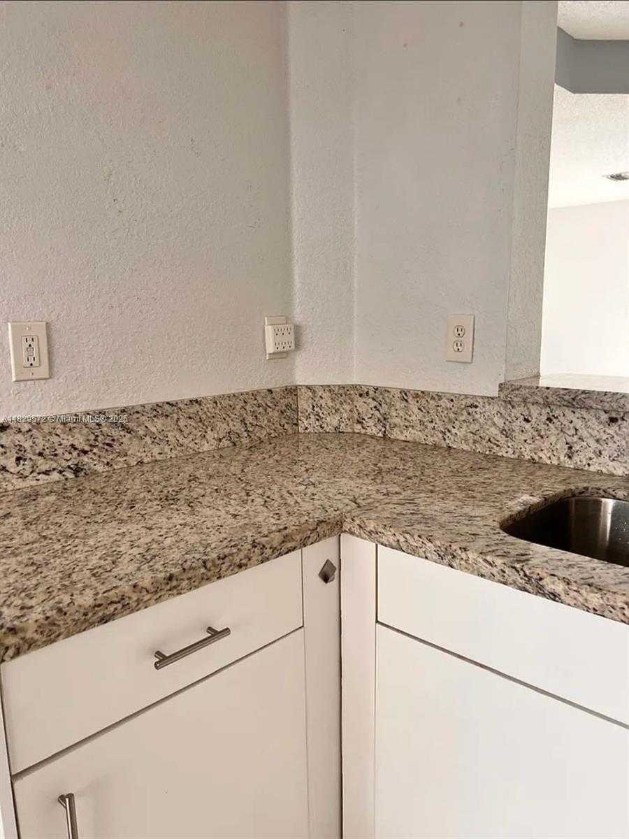 Small Image of 14058 SOUTH WEST 120TH CT #5-17, Miami Number 14
