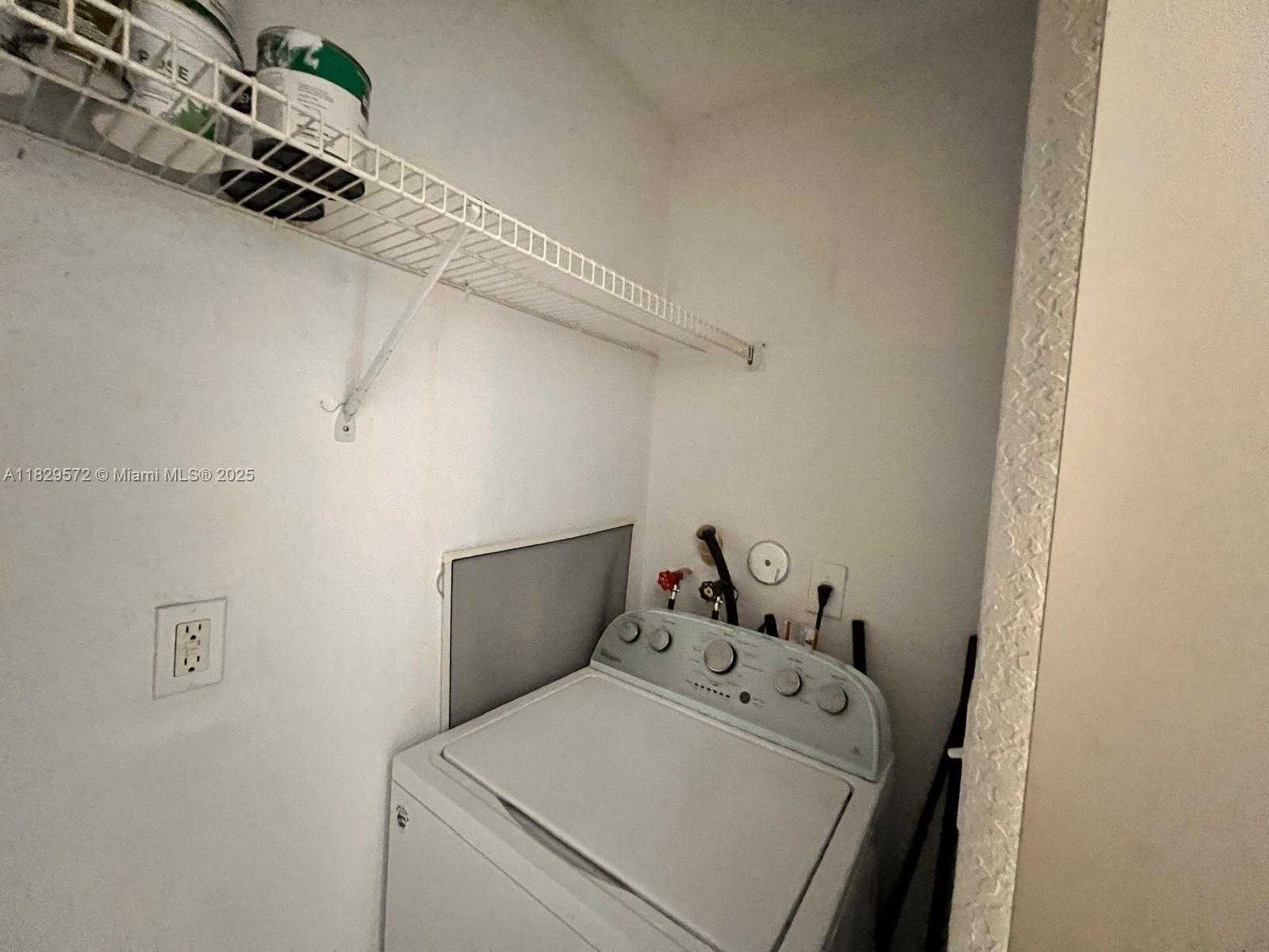 Small Image of 14058 SOUTH WEST 120TH CT #5-17, Miami Number 19