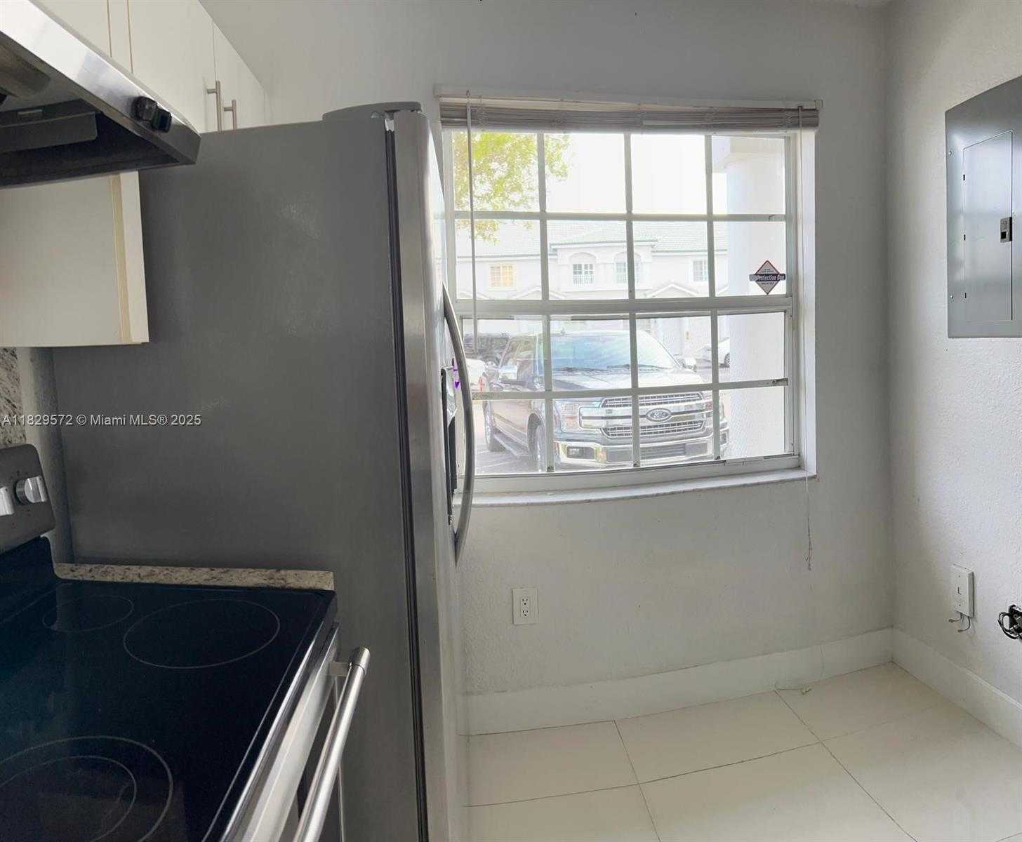 Small Image of 14058 SOUTH WEST 120TH CT #5-17, Miami Number 23