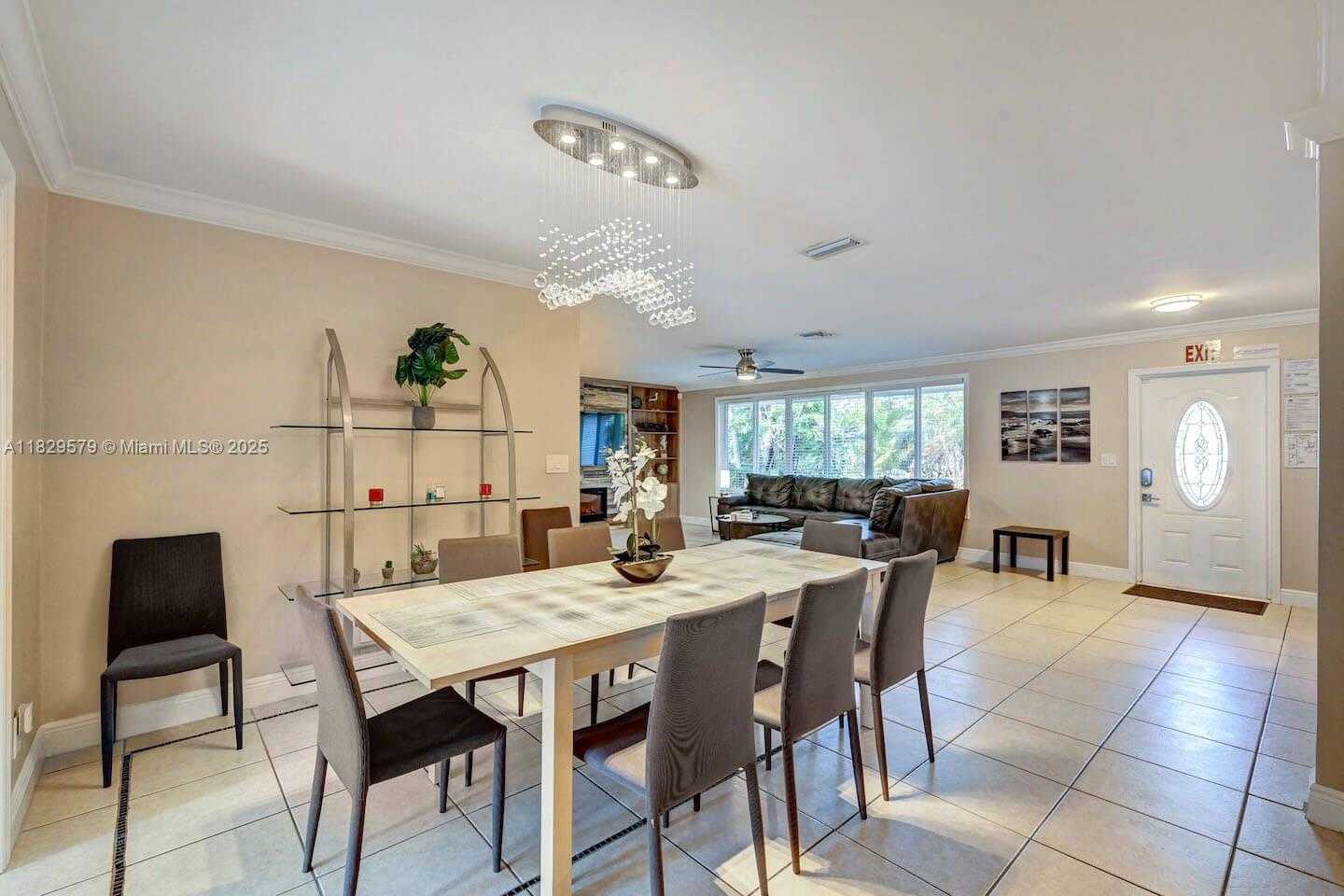 Small Image of 1228 JOHNSON ST, Hollywood Number 11