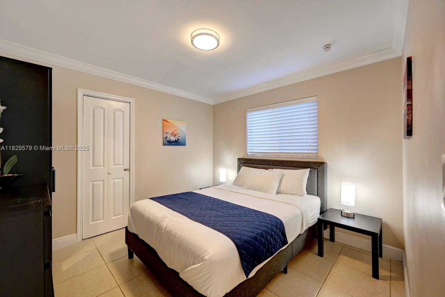 Small Image of 1228 JOHNSON ST, Hollywood Number 21
