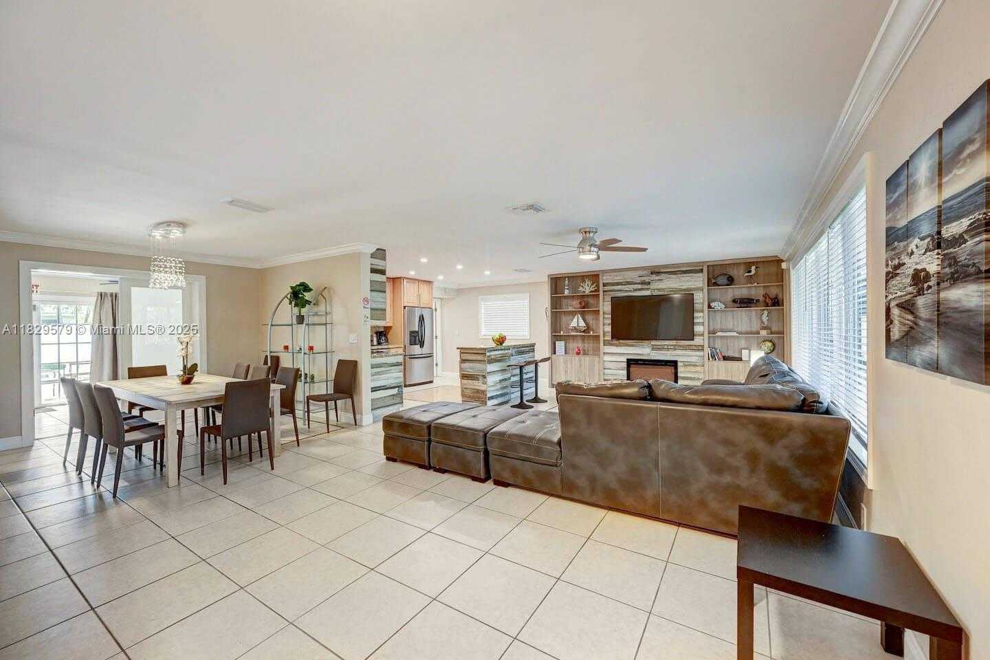Small Image of 1228 JOHNSON ST, Hollywood Number 6