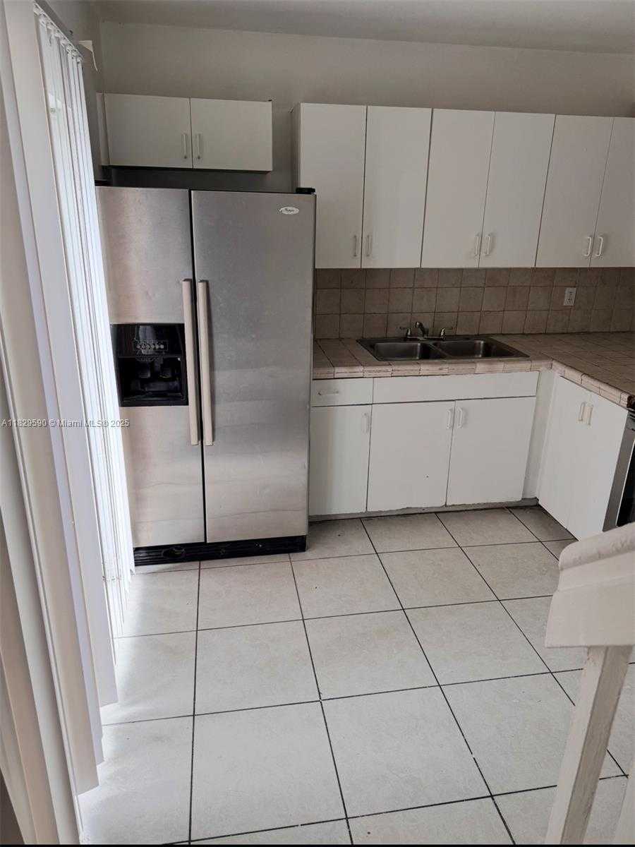 Small Image of 2145 NORTH WEST 19TH TER #207, Miami Number 24