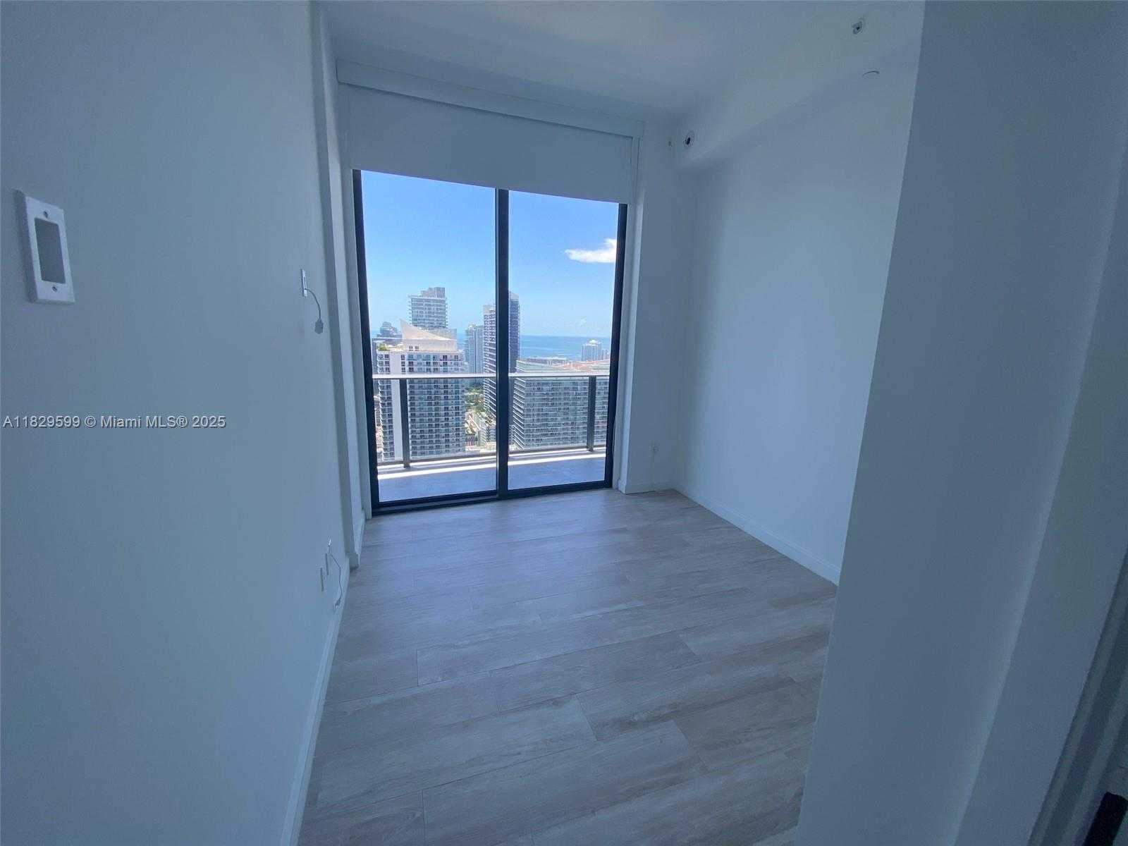 Small Image of 45 SOUTH WEST 9TH ST #4503, Miami Number 12