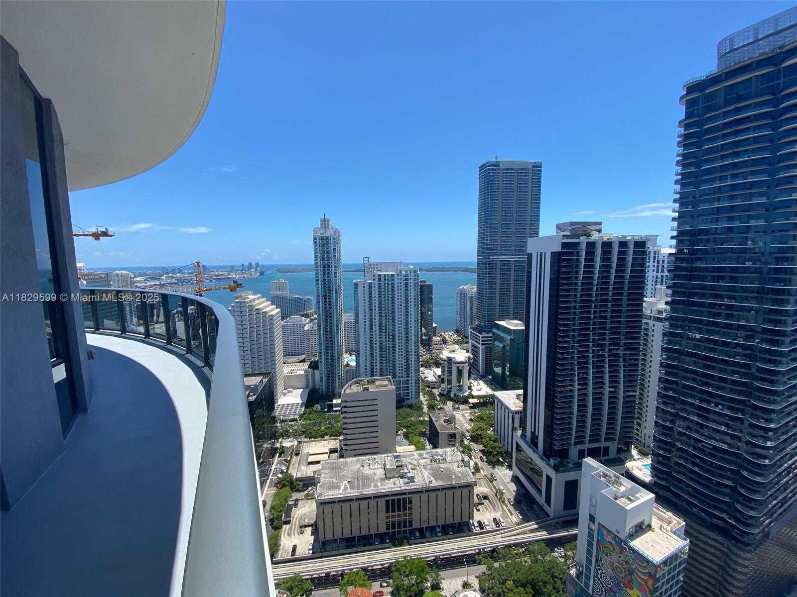 Small Image of 45 SOUTH WEST 9TH ST #4503, Miami Number 17