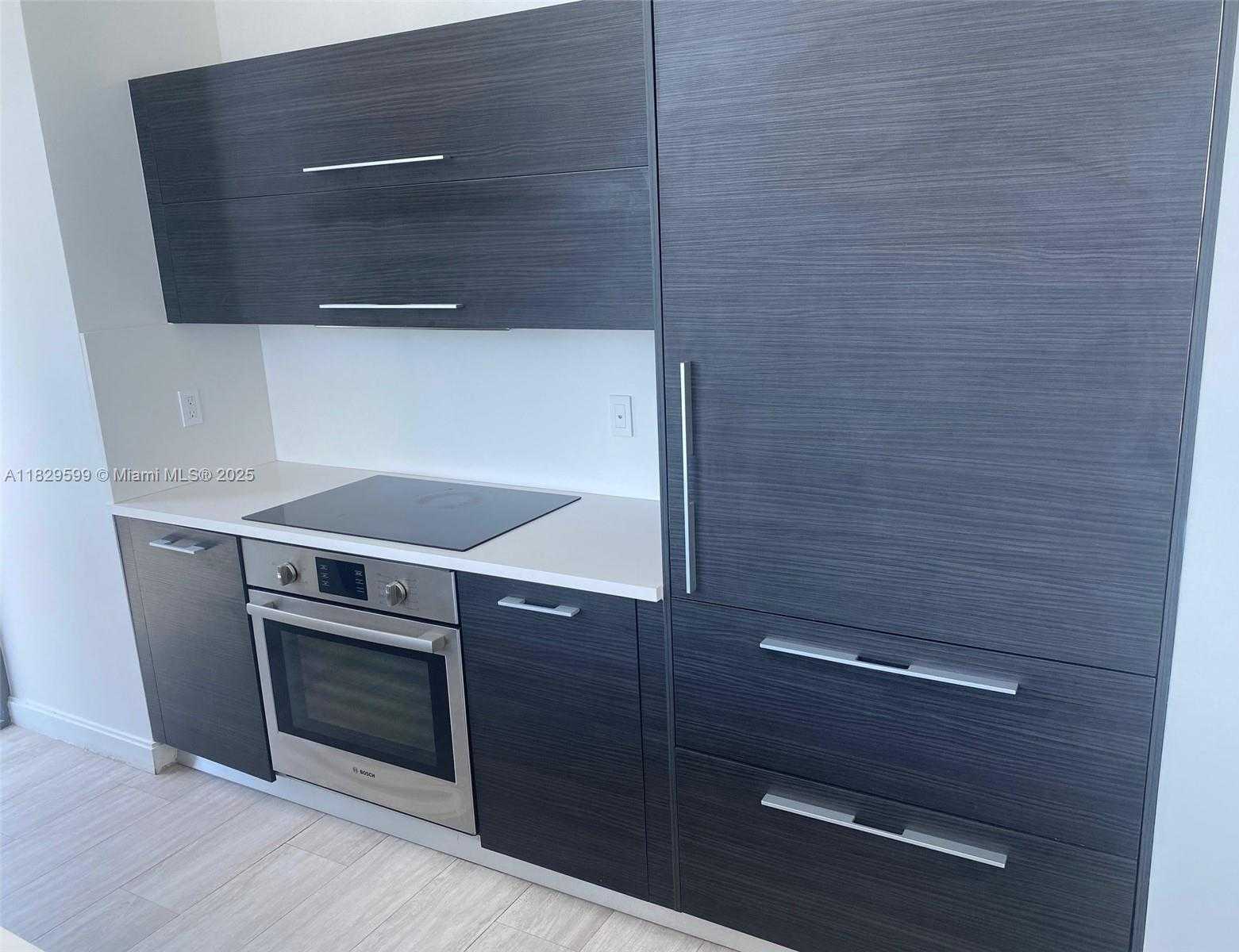 Small Image of 45 SOUTH WEST 9TH ST #4503, Miami Number 9