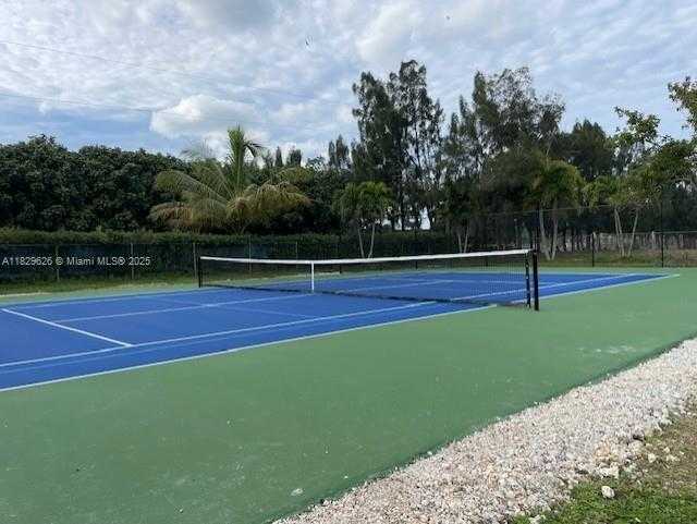 Small Image of 14875 SOUTH WEST 212TH ST, Miami Number 22