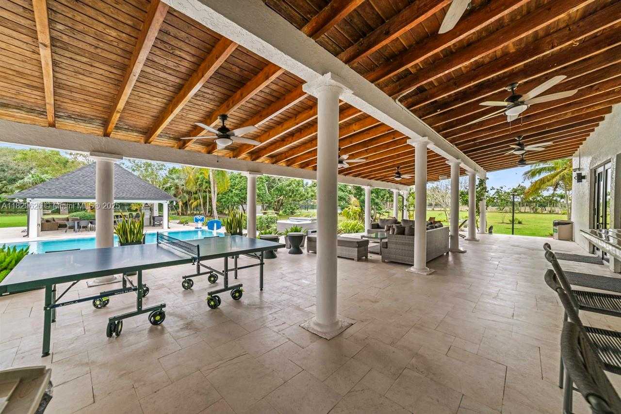 Small Image of 14875 SOUTH WEST 212TH ST, Miami Number 35