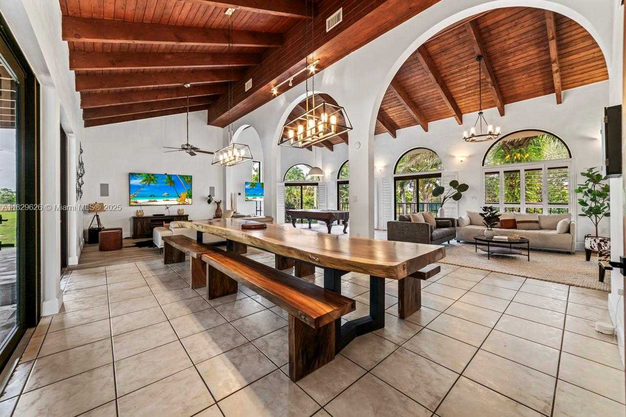 Small Image of 14875 SOUTH WEST 212TH ST, Miami Number 40