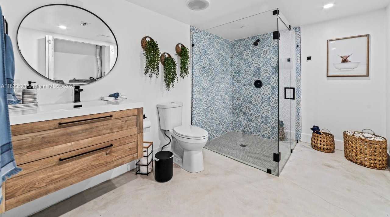 Small Image of 14875 SOUTH WEST 212TH ST, Miami Number 52