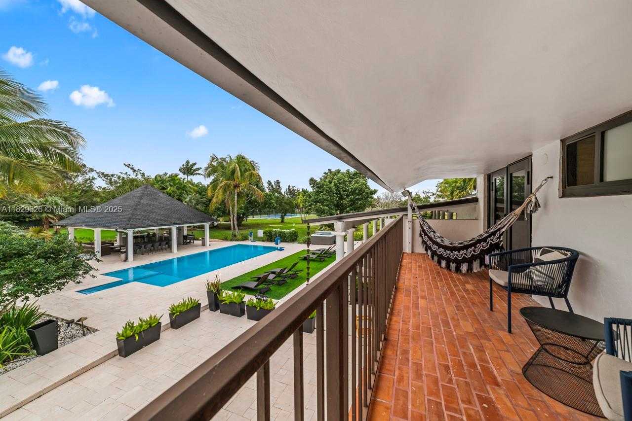 Small Image of 14875 SOUTH WEST 212TH ST, Miami Number 55