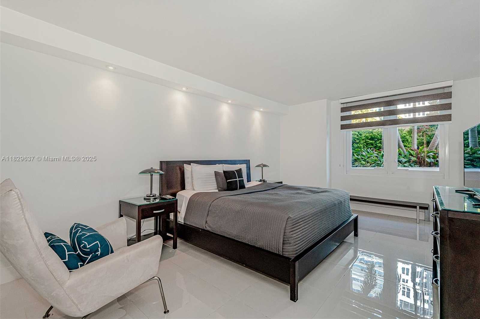 Small Image of 2301 COLLINS AVE #316, Miami Beach Number 15