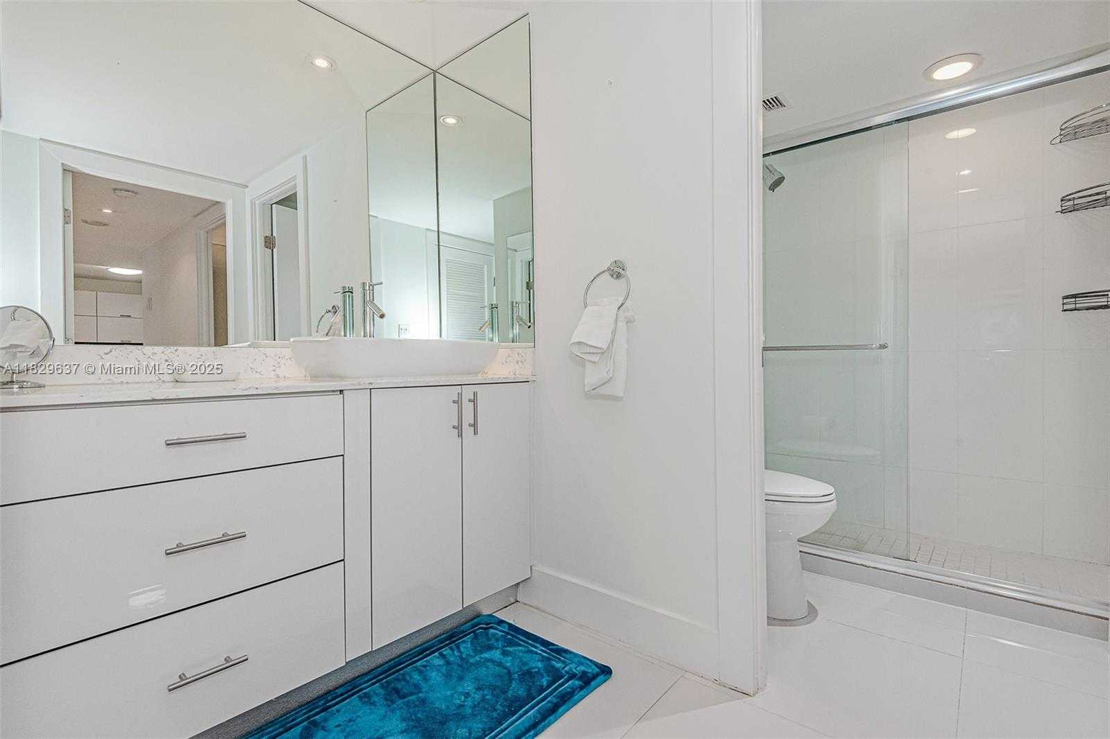 Small Image of 2301 COLLINS AVE #316, Miami Beach Number 19