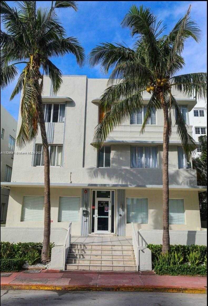 Small Image of 3710 COLLINS AVE #N-206, Miami Beach Number 6