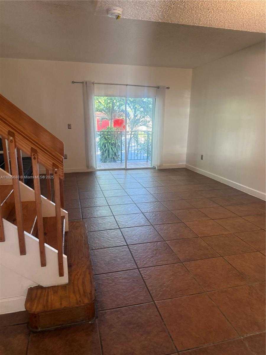 Small Image of 10010 Hammocks Blvd, Miami, FL 33196, USA Number 14