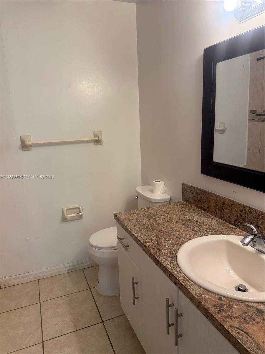 Small Image of 10010 Hammocks Blvd, Miami, FL 33196, USA Number 19