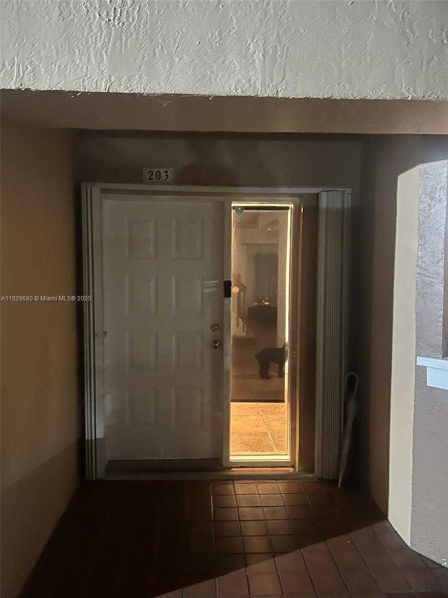 Small Image of 10010 Hammocks Blvd, Miami, FL 33196, USA Number 8