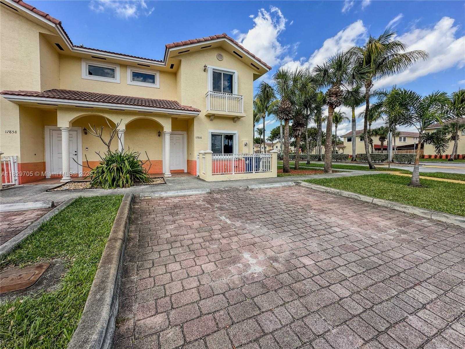 Small Image of 17866 NORTH WEST 74TH CT #17866, Hialeah Number 2
