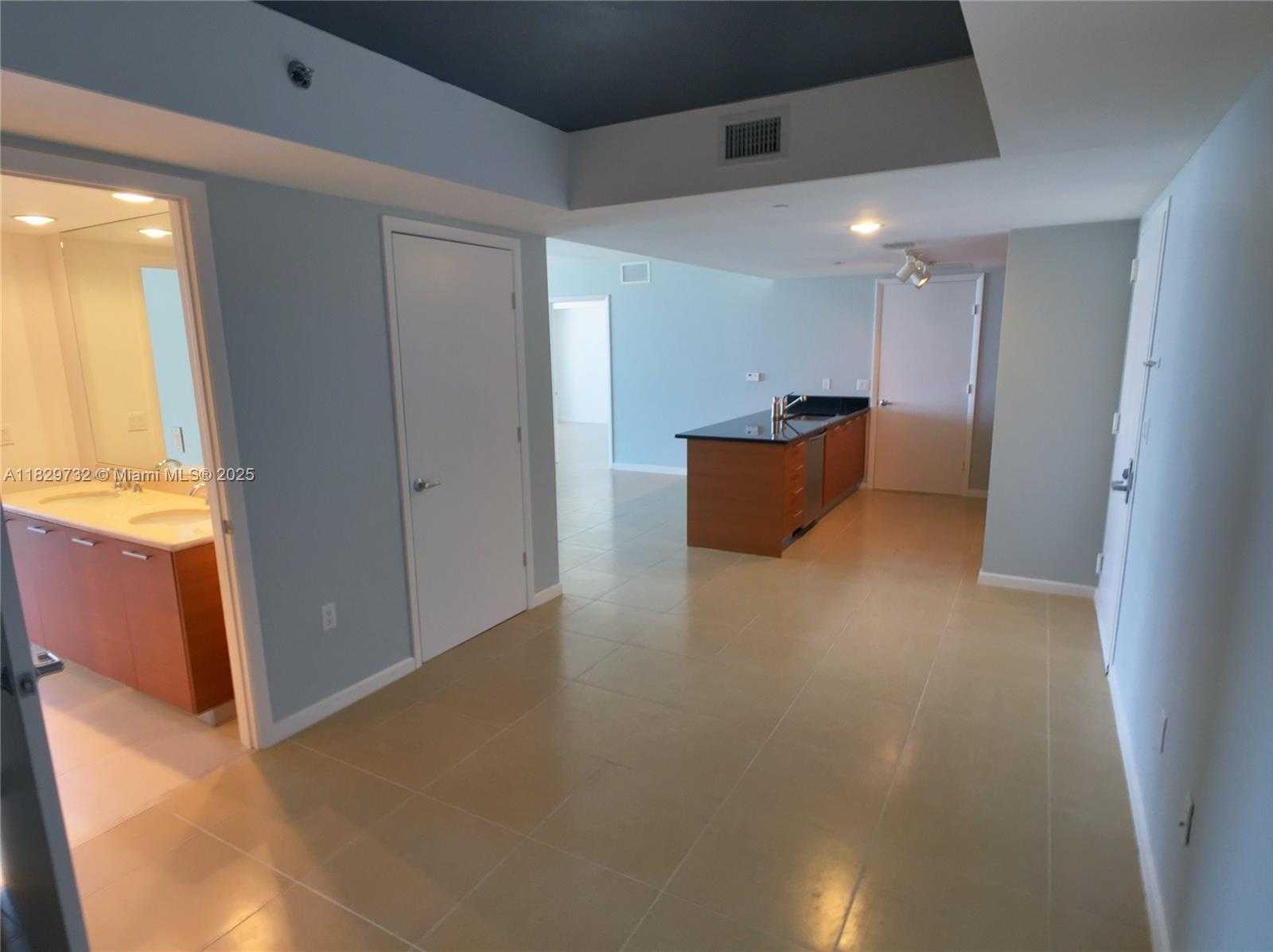 Small Image of 50 BISCAYNE BLVD #5104, Miami Number 11