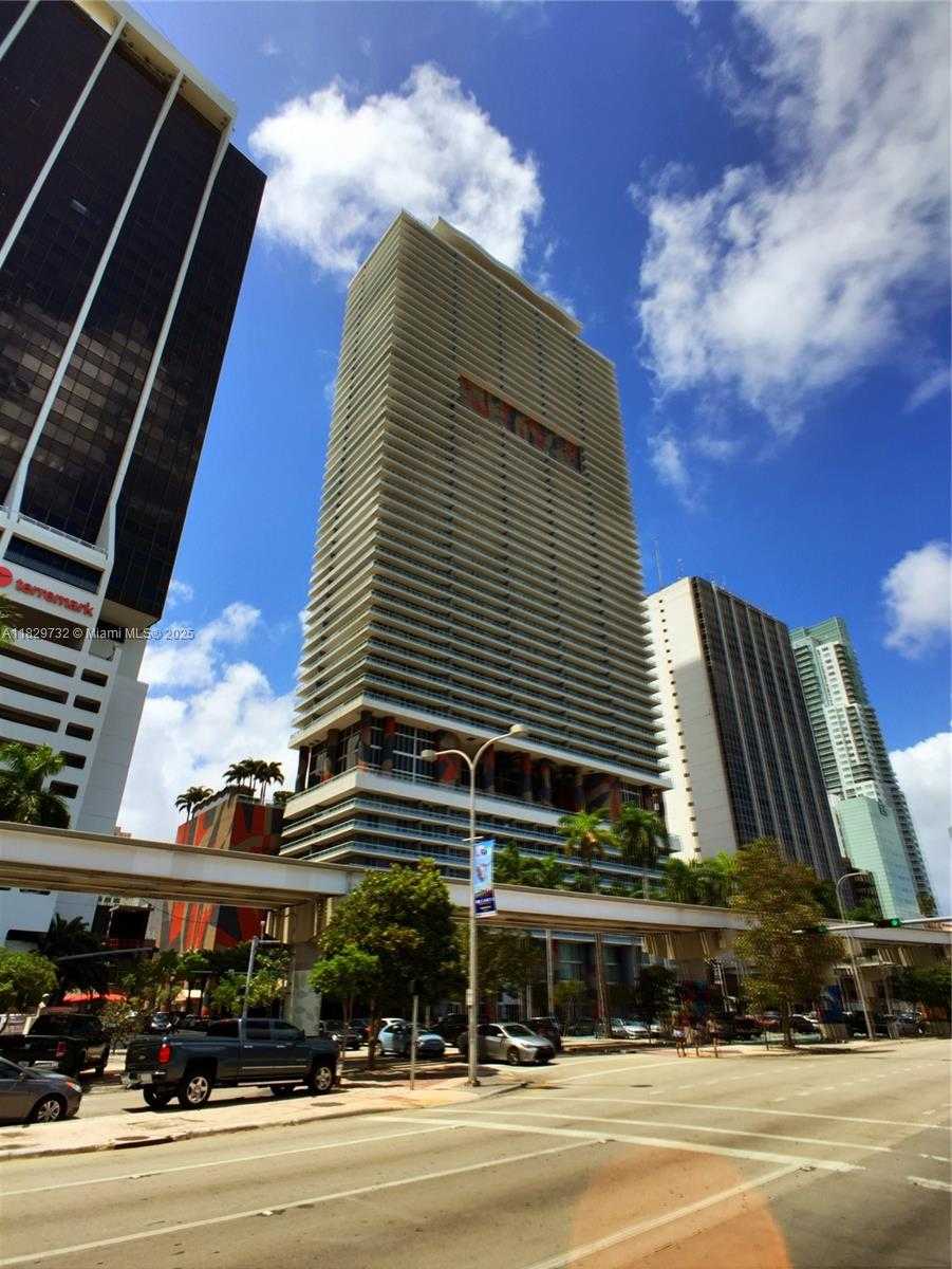 Small Image of 50 BISCAYNE BLVD #5104, Miami Number 2