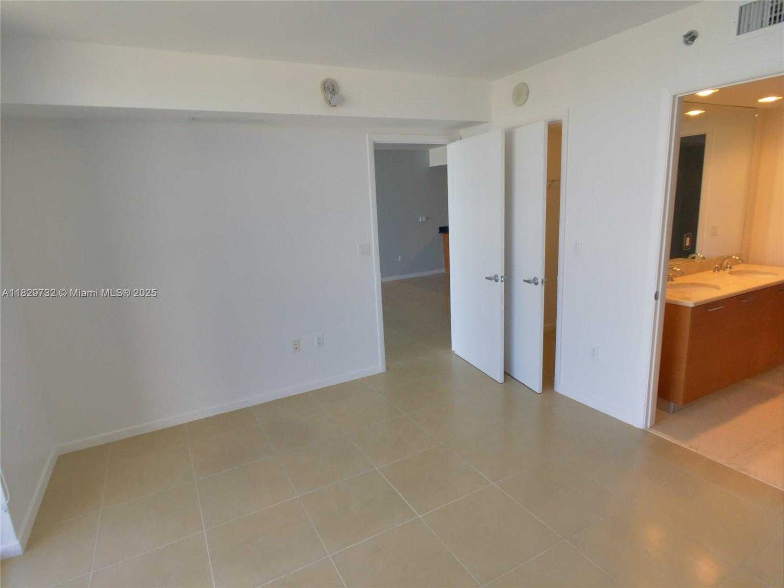 Small Image of 50 BISCAYNE BLVD #5104, Miami Number 26