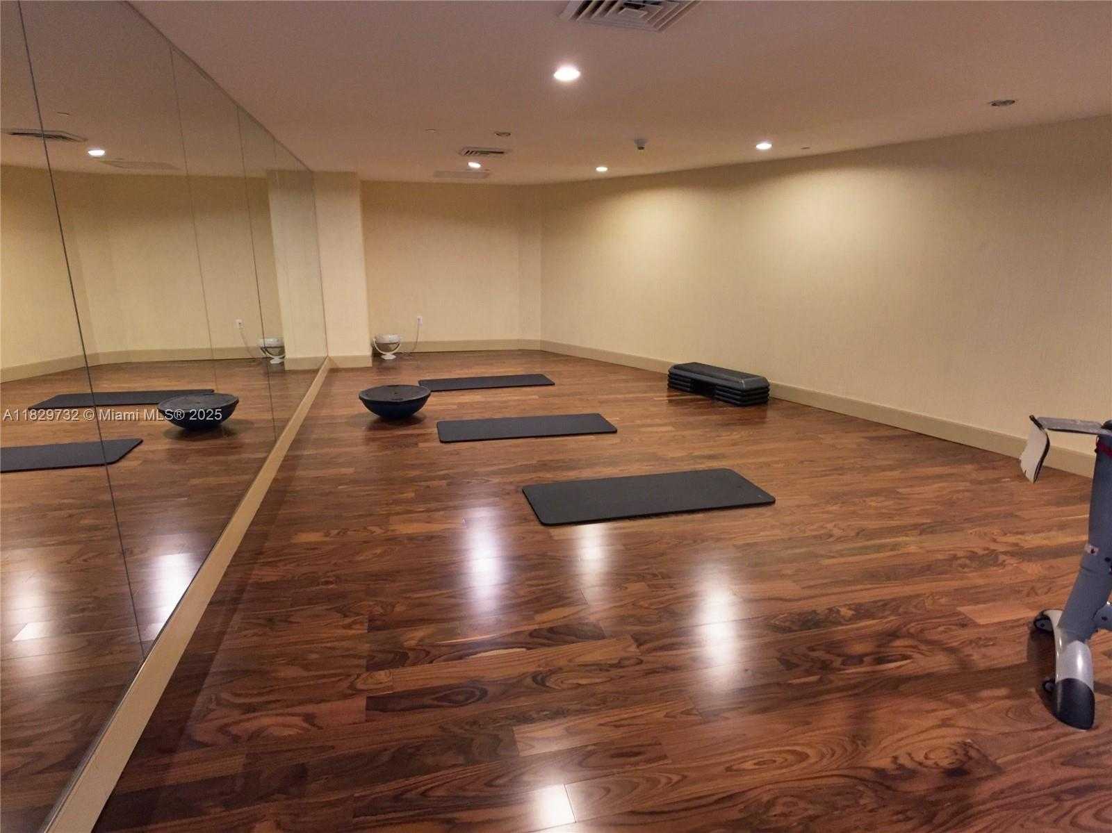 Small Image of 50 BISCAYNE BLVD #5104, Miami Number 37