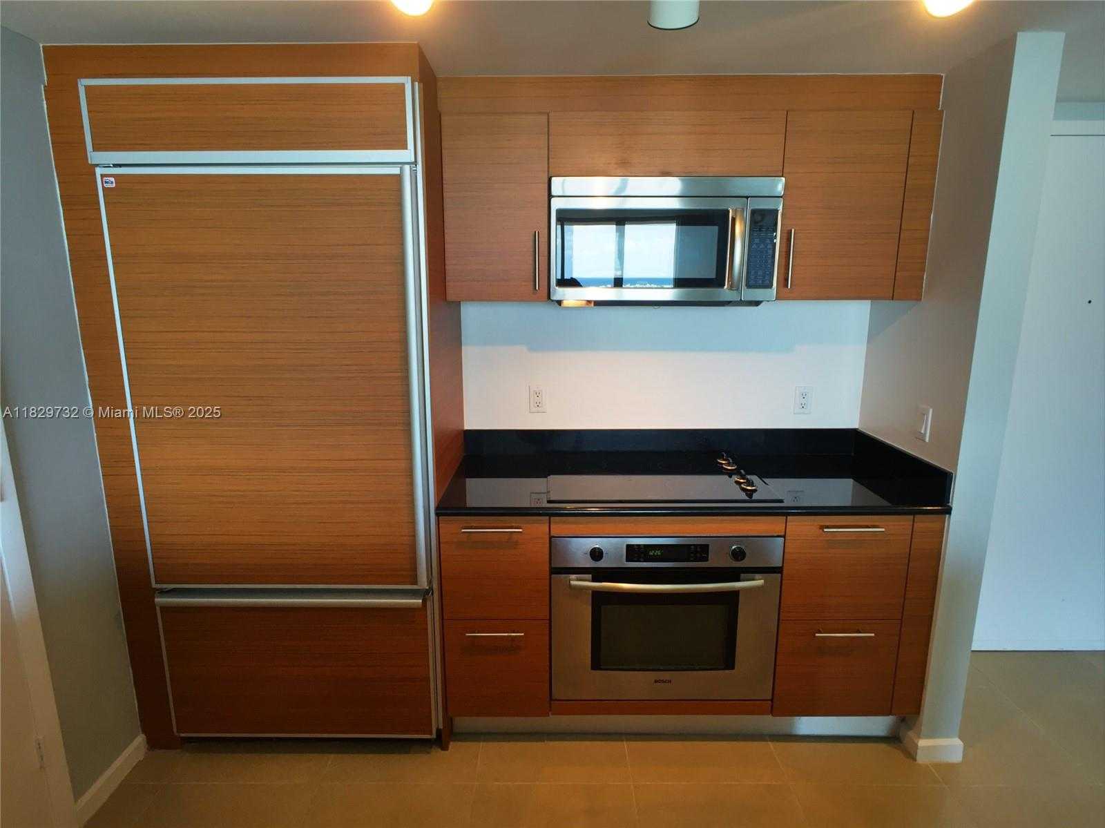 Small Image of 50 BISCAYNE BLVD #5104, Miami Number 8