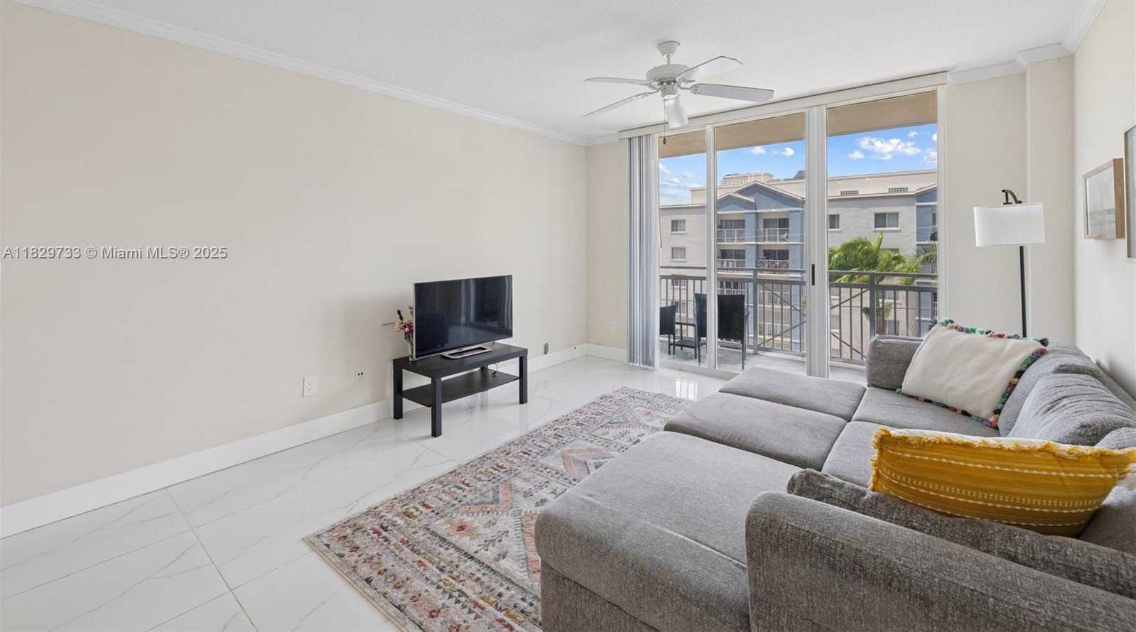 Small Image of 2665 SOUTH WEST 37TH AVE #612, Miami Number 3