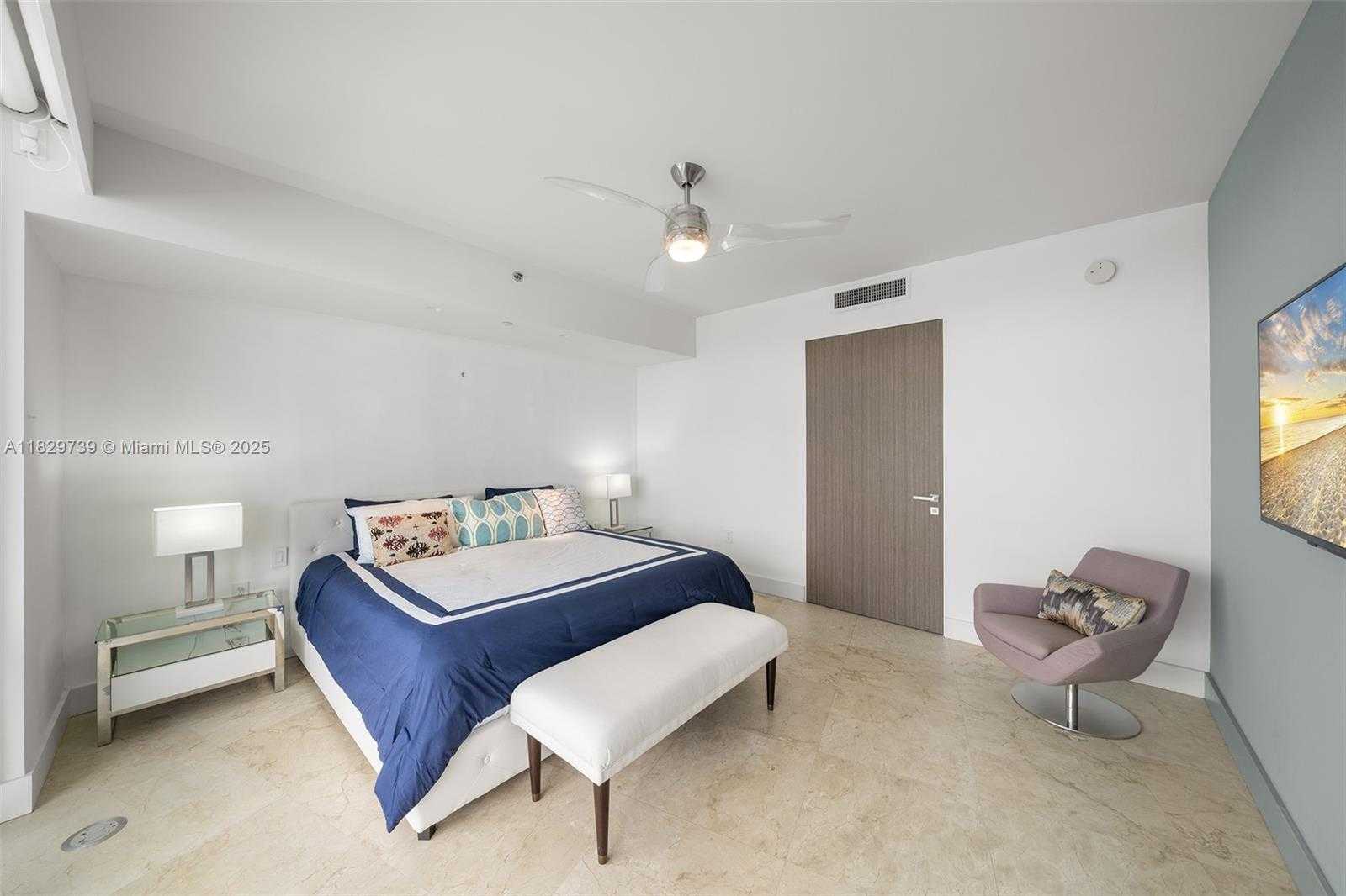 Small Image of 400 ALTON RD #2208, Miami Beach Number 11