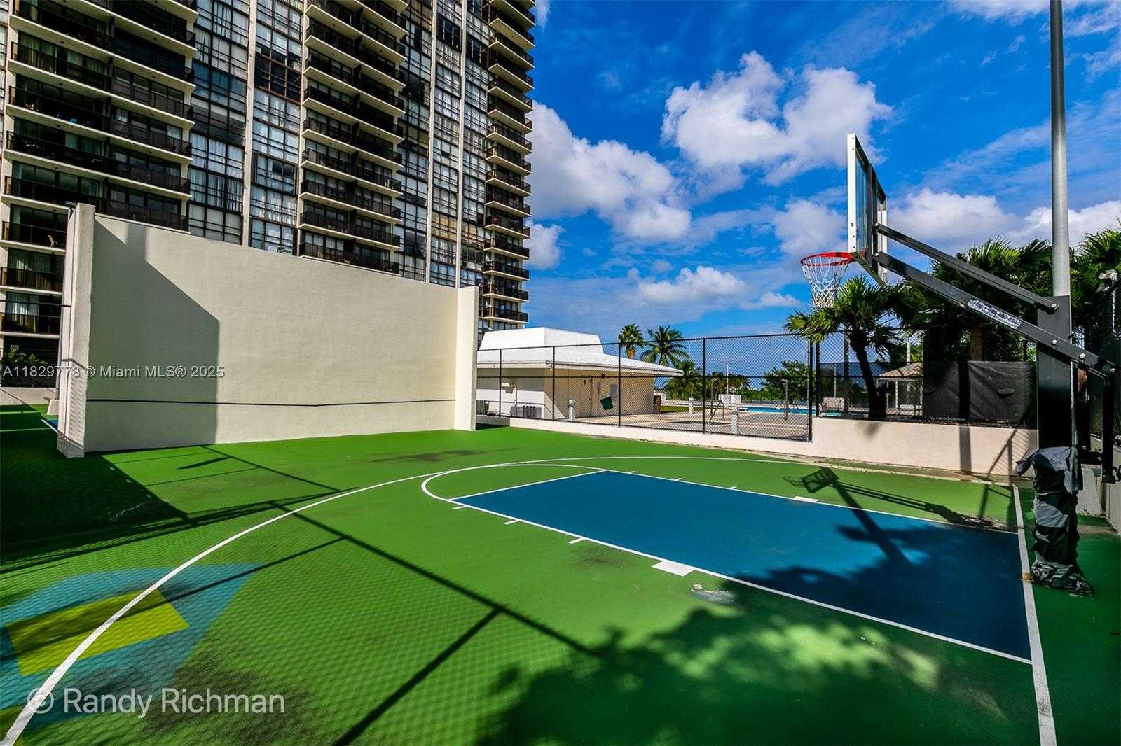 Small Image of 600 NORTH EAST 36TH ST #PH3, Miami Number 25
