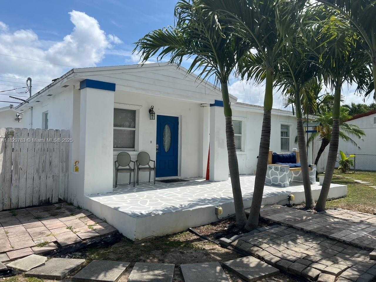 Small Image of 7595 SOUTH WEST 28TH ST RD, Miami Number 7