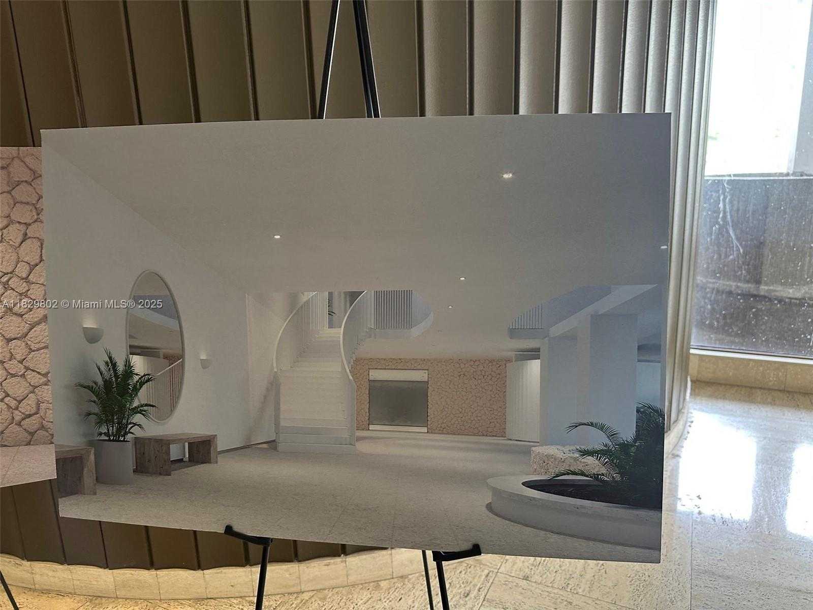 Small Image of 5555 COLLINS AVE #6Z, Miami Beach Number 31