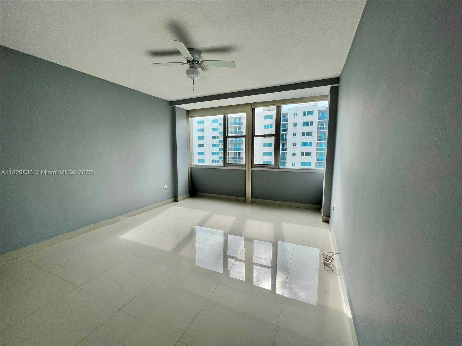 Small Image of 7545 EAST TREASURE DR #7K, North Bay Village Number 13