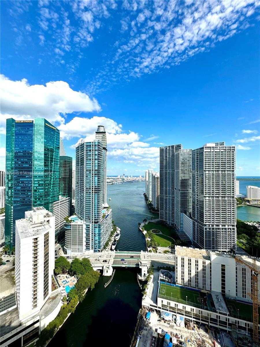 Small Image of 31 SOUTH EAST 5TH ST #4214, Miami Number 14