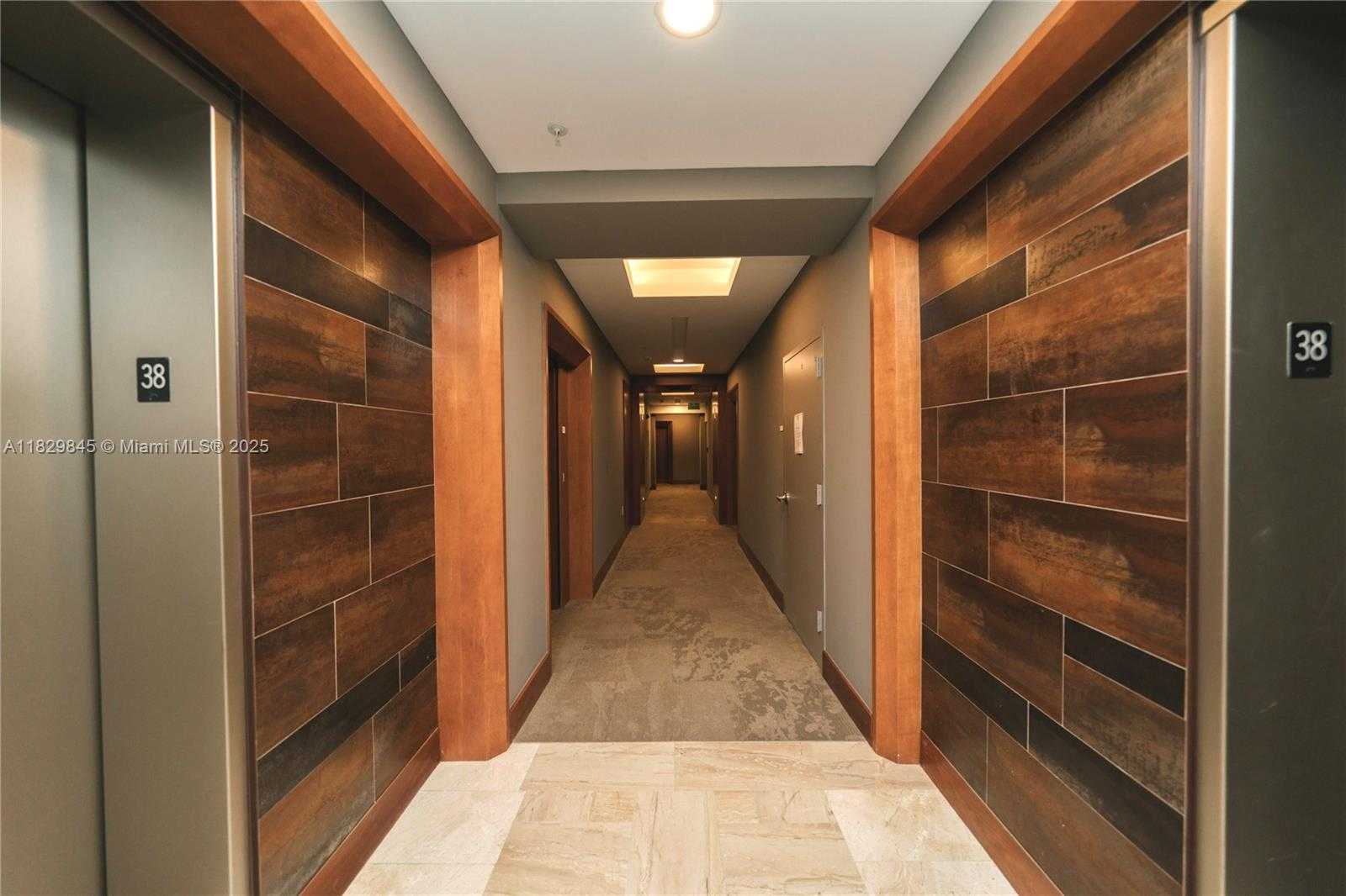 Small Image of 31 SOUTH EAST 5TH ST #4214, Miami Number 17