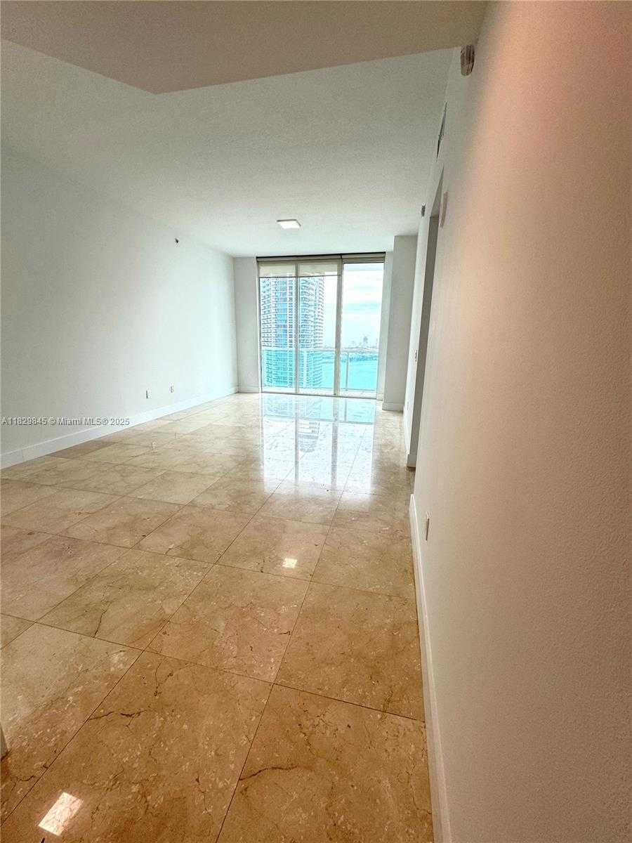 Small Image of 31 SOUTH EAST 5TH ST #4214, Miami Number 2