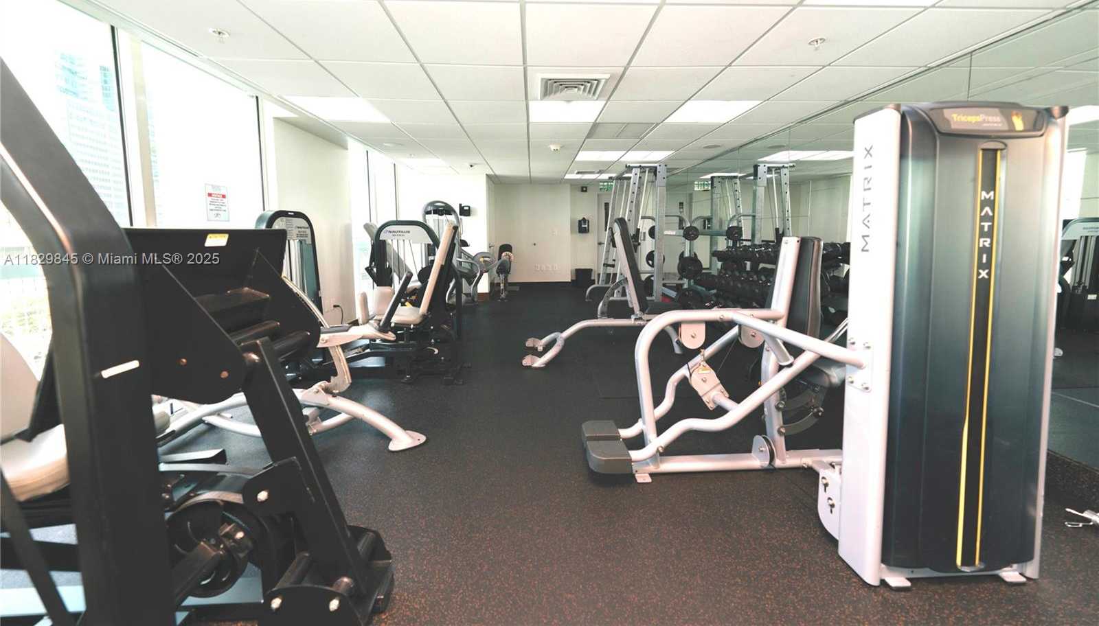 Small Image of 31 SOUTH EAST 5TH ST #4214, Miami Number 28